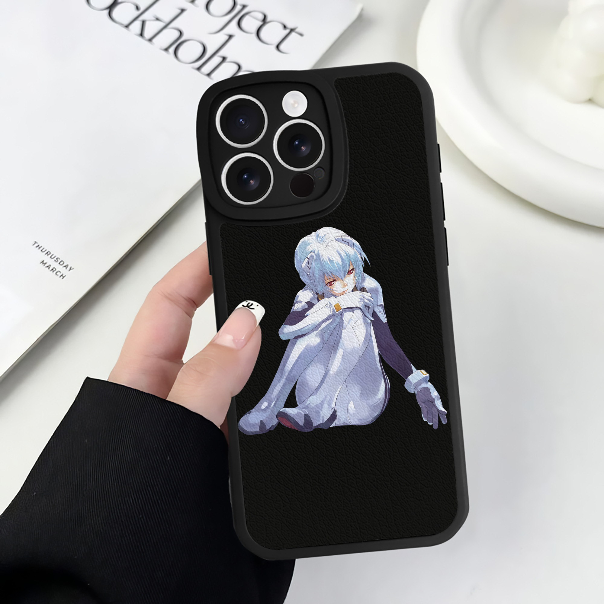 （画像用） EVA 新世紀エヴァンゲリオン 【iPhone 16シリーズ対応】シリコンスマホケース（レザー調） 材質：シリコン
